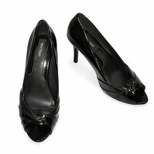 WHITE HOUSE BLACK MARKET Black Heels Shoes Sz 8.5M